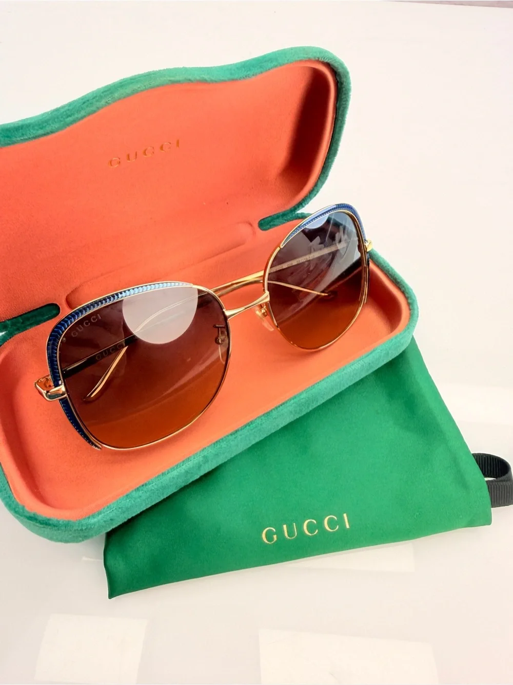 Gucci Oversized Gradient GG0400S Sunglasses New
